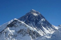 Amerikalı bilimadamları Everest’te laboratuvar kuruyor
