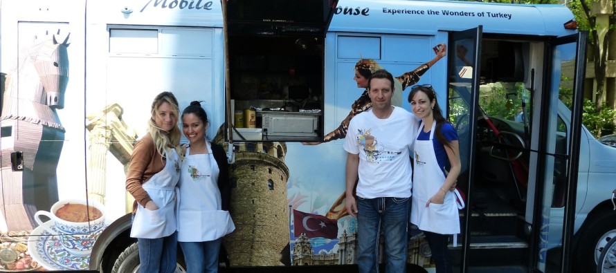 Amerika’da şehir şehir gezip Türk kahvesini tanıtacak