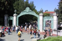 California Üniversitesi öğrenci harçlarını arttırabilir
