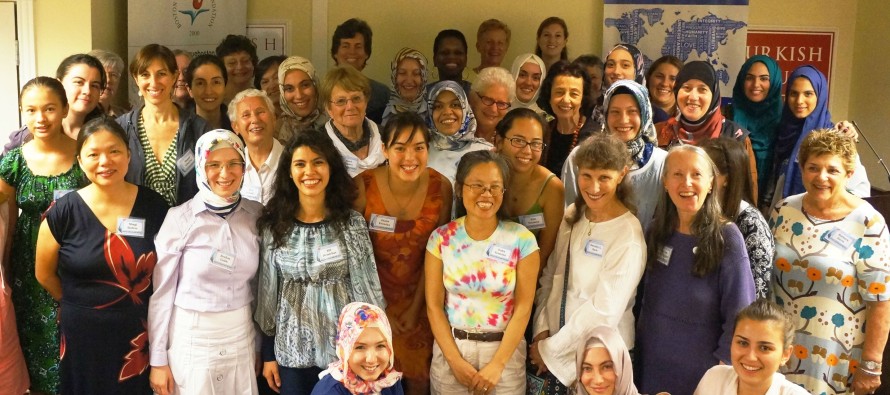 Bostonlu bayanlar ‘Sisters in Spirit’ iftarında bir araya geldi