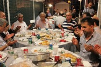 Karaçay Türkleri Cami’nde iftar doldu taştı