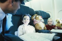 Avustralya’da erkekler, yalnız uçan çocukların yanında seyahat edemeyecek