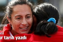 Kızlar Türkiye’ye ilk altınını kazandırdı