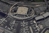 Bomba ihbarı uluslararası havalimanını boşalttırdı