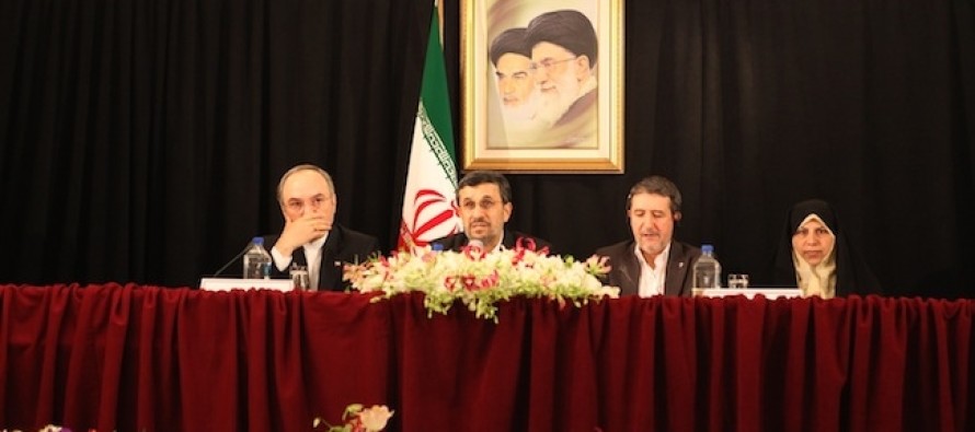 Suriye’de diyalog isteyen Ahmedinejad, İran’ın askeri varlığına açıklık getiremedi