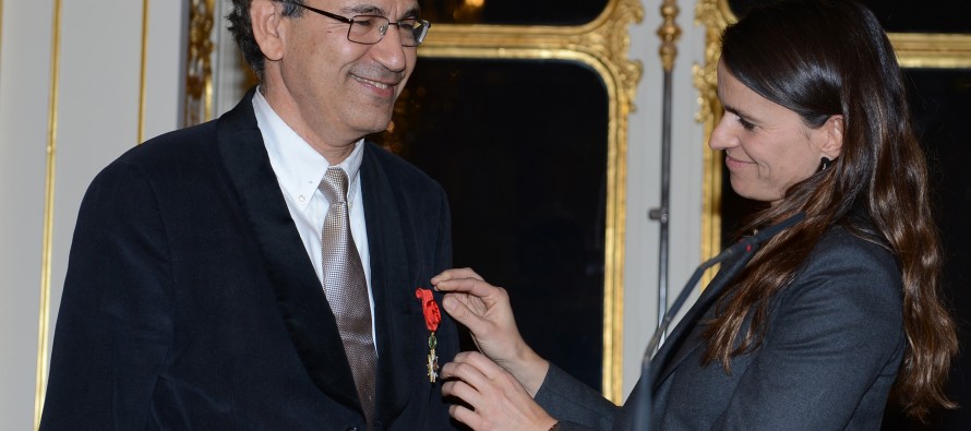 Fransa’dan Orhan Pamuk’a özel nişan