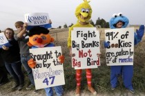 Romney anketlerde yükseliyor ama Obama kritik eyaletlerde hala avantajlı