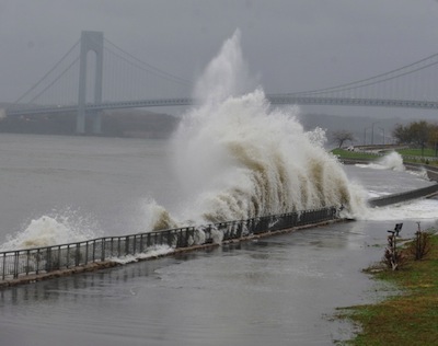 hurricane-sandy-hits-new-york-city