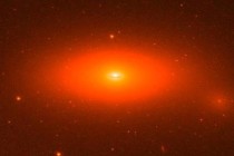 Evrendeki en büyük kara deliklerden biri bulundu