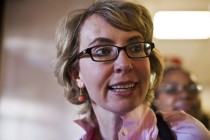 Giffords’ı yaralayan, 6 kişiyi öldüren saldırgana ömür boyu hapis