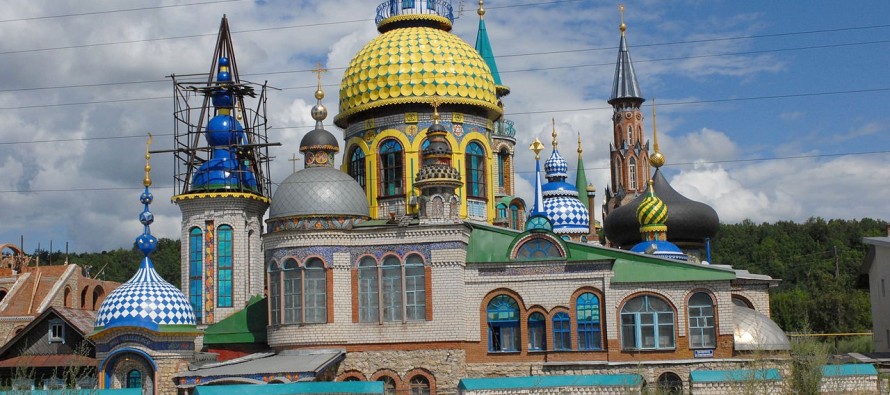 Rusya’da ilginç mabed; 16 ayrı din bir arada