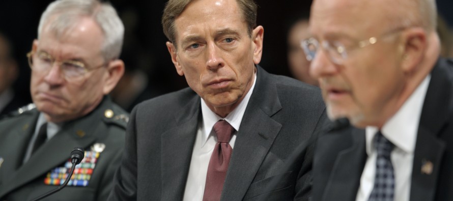Petraeus: Bingazi olayı bir terör saldırısıydı