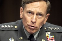 CIA Başkanı Petraeus istifa etti