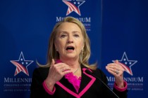 Clinton: Kalıcı çözümün yolu müzakerelere başlamak