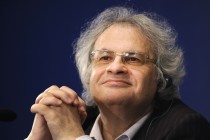 Amin Maalouf’un yeni kitabı ‘Doğu’dan Uzakta’ okurla buluştu