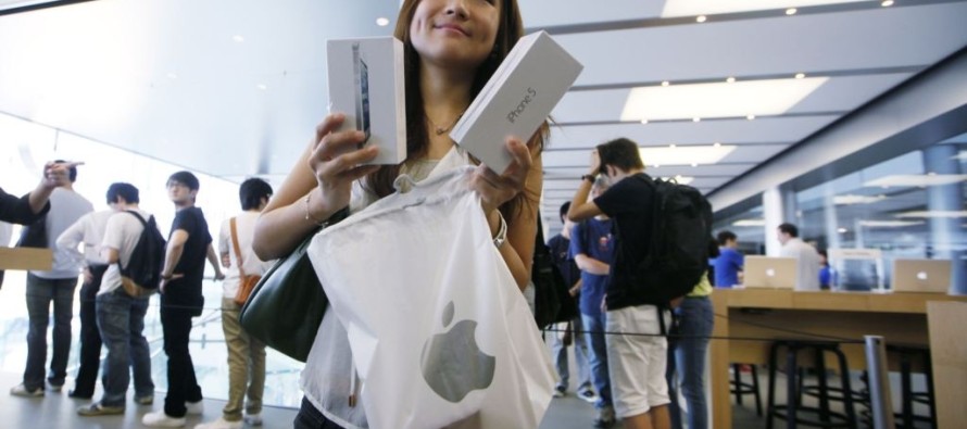 iPhone 5, Çin’de 3 günde 2 milyon satarak rekor kırdı