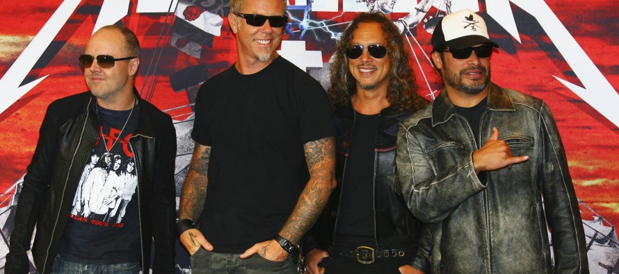 Metallica grubu, şarkılarının internet üzerinden yayınlanmasına izin verdi