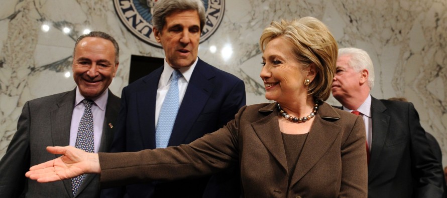 Kerry’ye ilk kutlama Clinton’dan