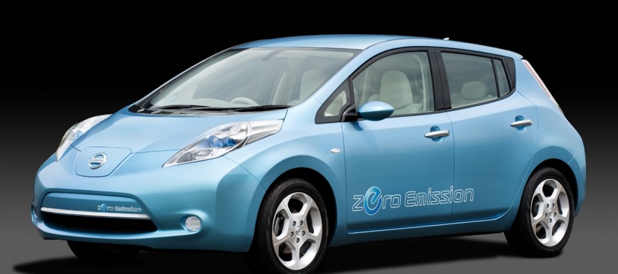 Nissan yüzde 100 elektirikli aracı Leaf’in fiyatını düşürdü