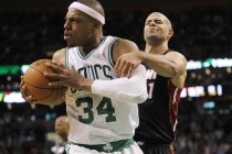 Rondo’suz Celtics, Heat’i iki uzatma sonunda 100-98 yendi