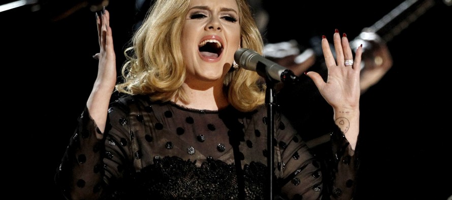 Müzikseverler 2012’de de Adele dedi