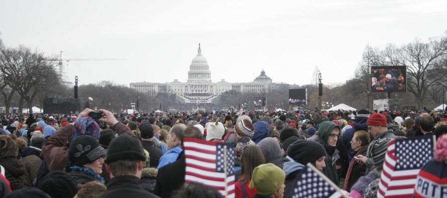 Amerikalılar Obama için Ulusal Meydan’a koştu