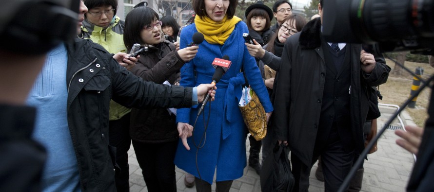 Amerikalı eşine şiddet uygulayan Çinli koca, tazminata mahkum oldu
