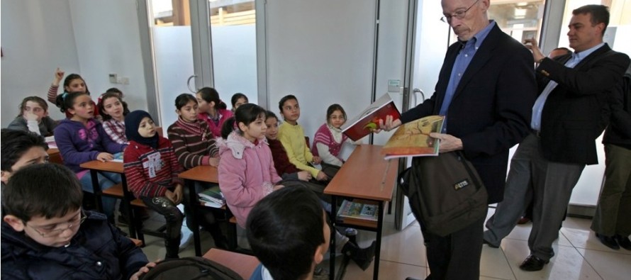 Uluslararası Kalkınma Ajansı’ndan Suriyeli çocuklara kırtasiye yardımı