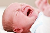 Amniyon sıvısı, bebeklerdeki bağırsak hastalığını tedavi ediyor