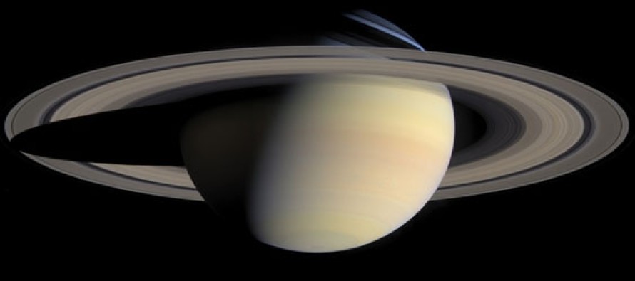 Satürn’ün buzlu yüzeyindeki fotoğraflara ulaşıldı