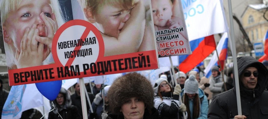 ABD “Maksim” kazara öldü dedi, Rusya’da on binler sokaklara döküldü