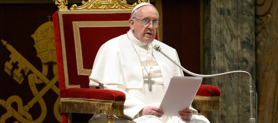 Papa, Paskalya ayininde Ortadoğu ve Kore’de barış çağrısı yaptı