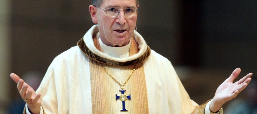 Papalık seçimine katılan Kardinal Mahony, cinsel istismara uğrayanlara tazminat vermeyi kabul etti