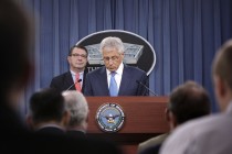 Savunma Bakanı Hagel’den Afganistan’a sürpriz ziyaret