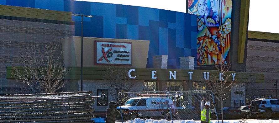 Colorado, sinema katliamından 8 ay sonra yeni ‘silah kontrol paketi’ni onayladı