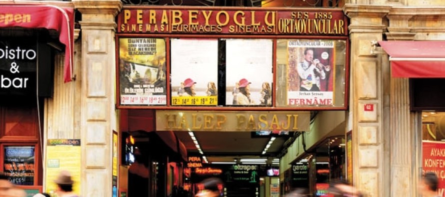 WSJ – “Istanbul’da polis ve film yapımcıları çatıştı”