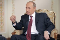 Putin: Gelişmek için demokrasiden başka yol düşünmüyoruz