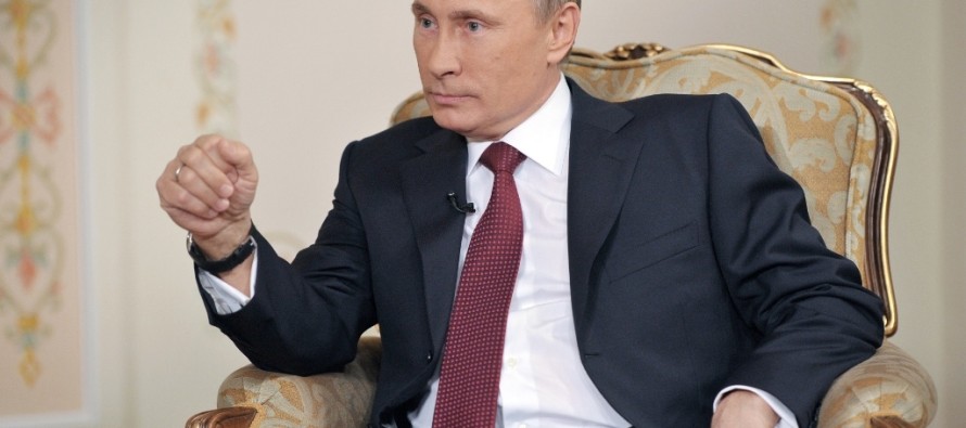 Putin: Gelişmek için demokrasiden başka yol düşünmüyoruz