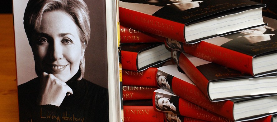 Clinton’ın yeni kitabı 2014’te piyasaya çıkacak
