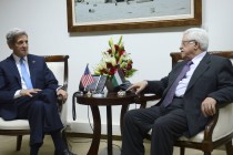 Kerry, Devlet Başkanı Abbas ile bir araya geldi