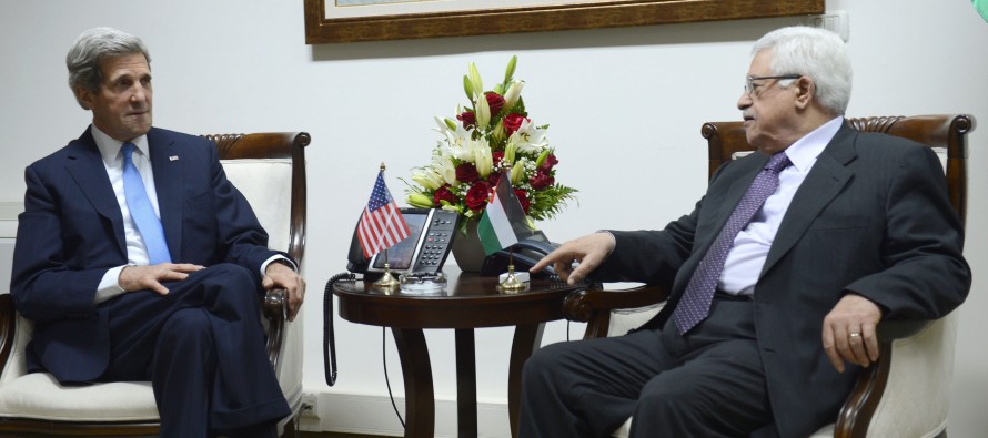 Kerry, Devlet Başkanı Abbas ile bir araya geldi