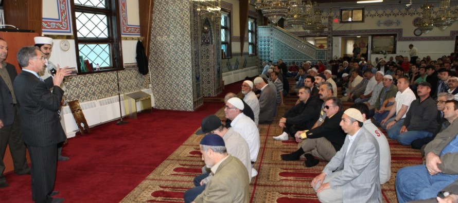 New Jersey Başsavcısı, Türk Camii’nde konuştu: Müslümanlar güvencemiz altında