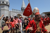 (FOTO GALERİ) Anadolu Kültür Festivali’nde 400 gönüllü 10 binleri fethetti