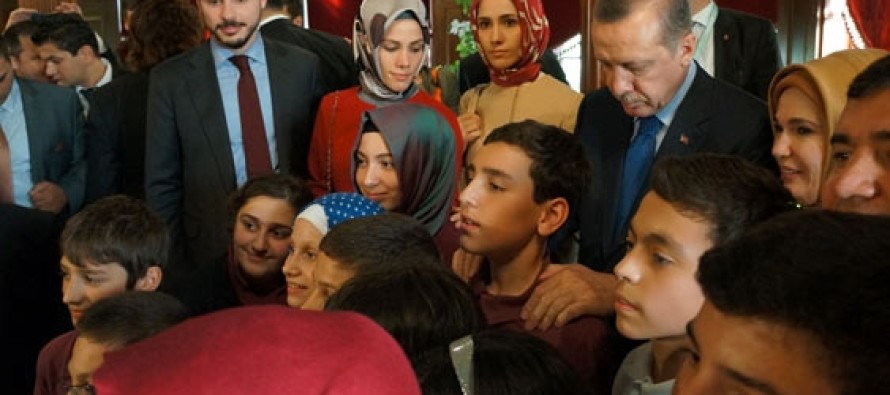 Başbakan Erdoğan’a Türk koleji sürprizi