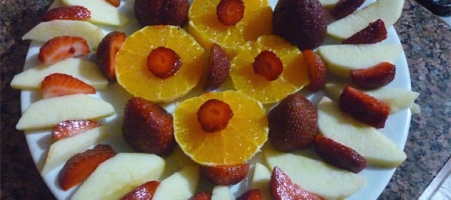 Aşırı meyve yemek kilo artışına yol açıyor