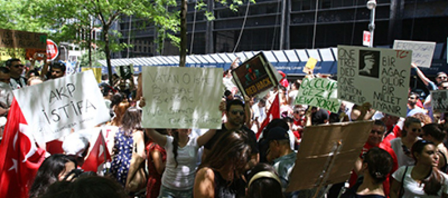 Taksim olayları Zuccotti Park’ta protesto edildi
