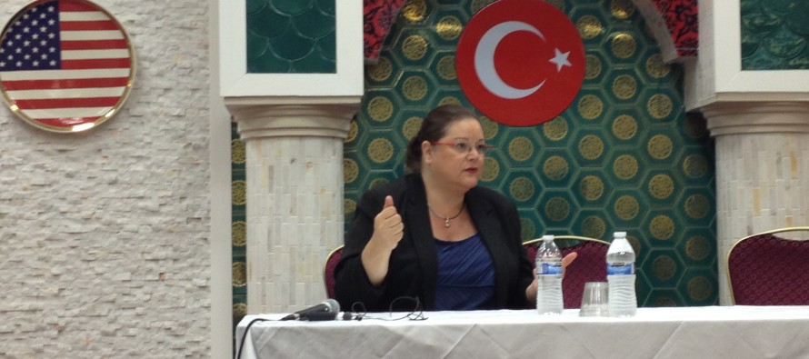 Milletvekili Tammy Duckworth’un danışmanından Chicagolu Türklere seminer