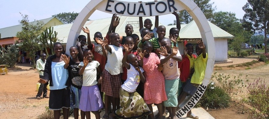 Ekvator çizgisinin Uganda’dan geçtiği nokta ilgi odağı oluyor