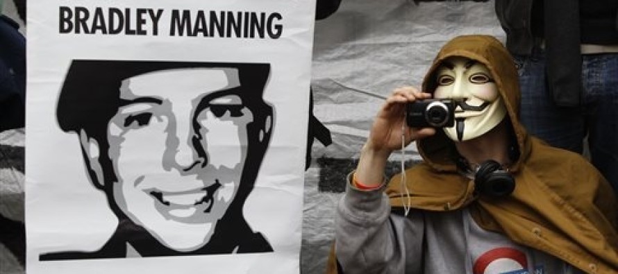 Er Manning için karar duruşması başladı, Wikileaks desteğe devam dedi