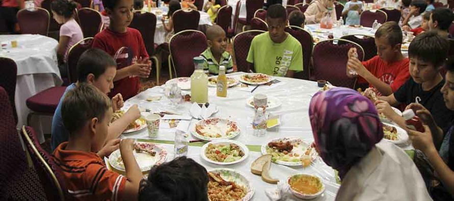Chicago’da çocuklara özel iftar programı